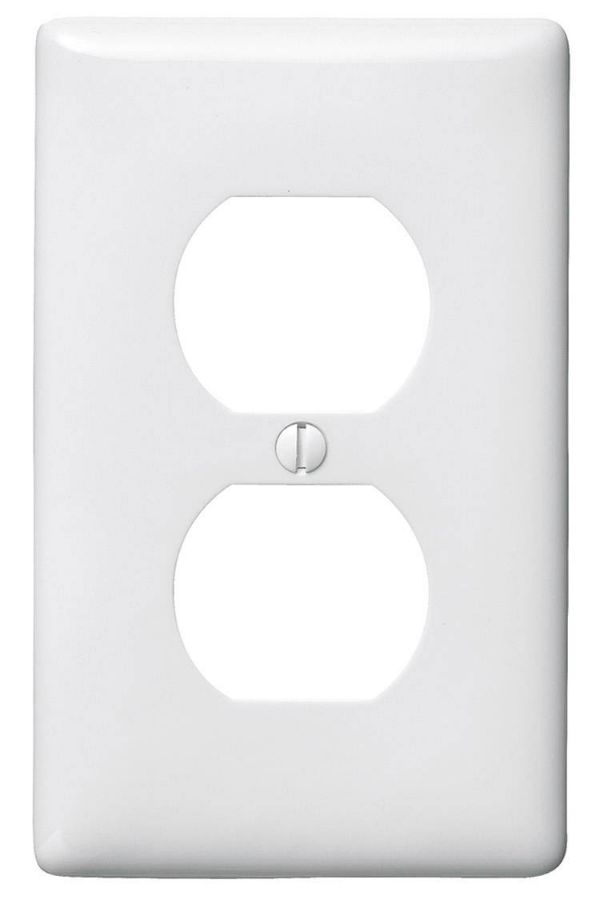 STANDARD DUPLEX RECEPTACLE PLATE - WHITE